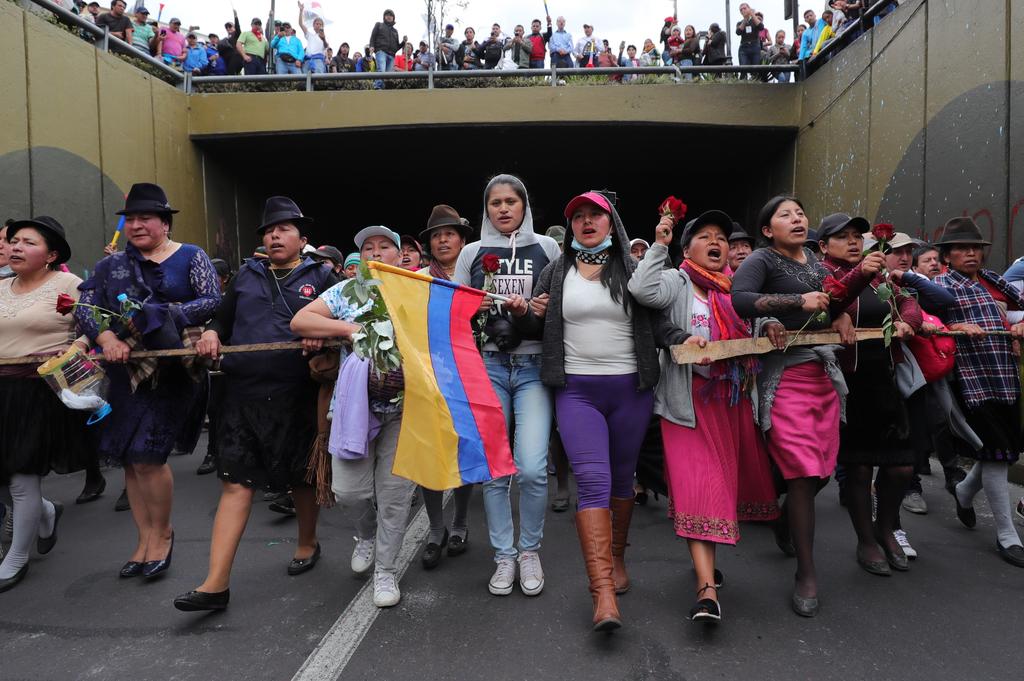Inicia multitudinaria marcha indígena hacia el centro de Quito