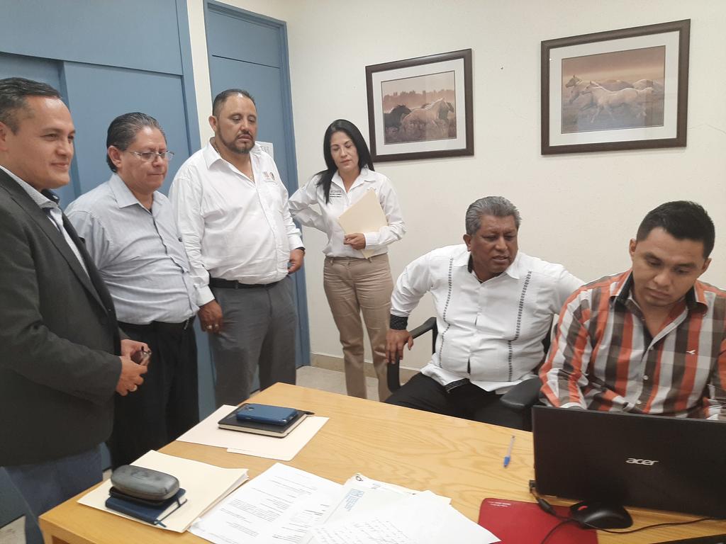 Visitan autoridades del ISSSTE de CDMX La Laguna y encuentran conflicto