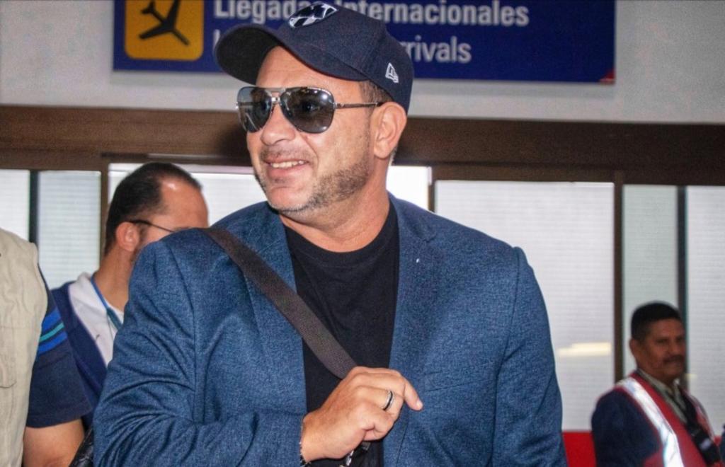 Antonio Mohamed llega a Monterrey para nuevo reto con Rayados