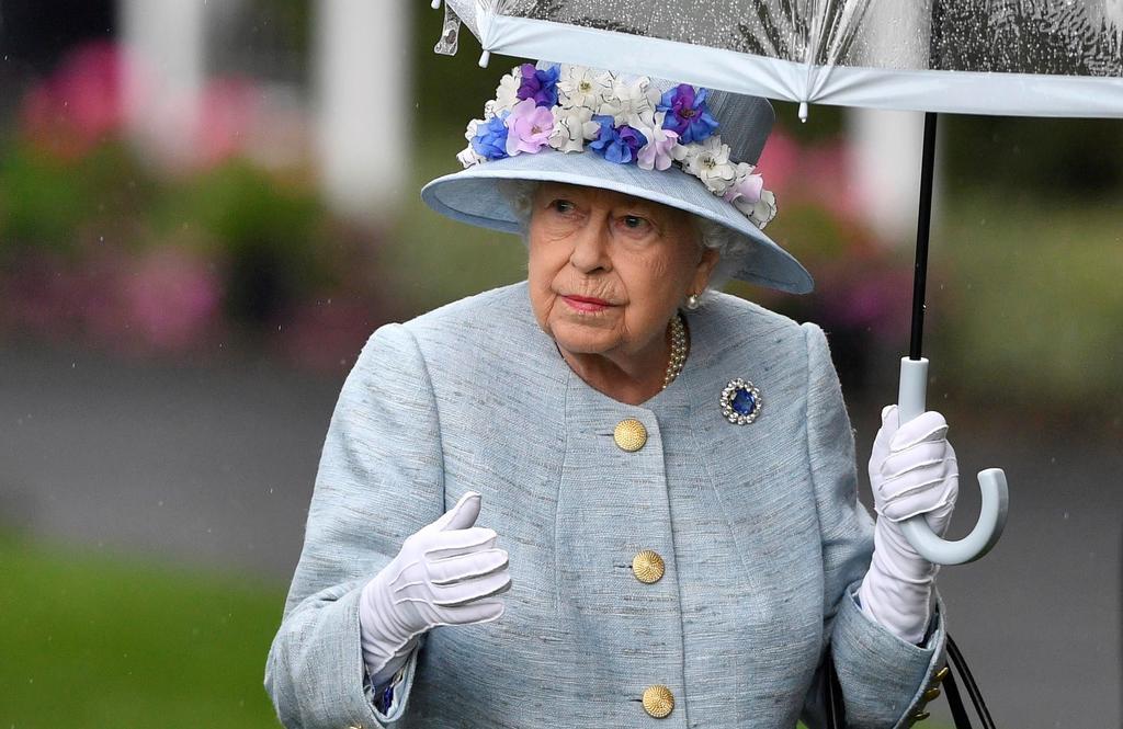 Insiste reina Isabel II en concreción del 'brexit' el 31 de octubre