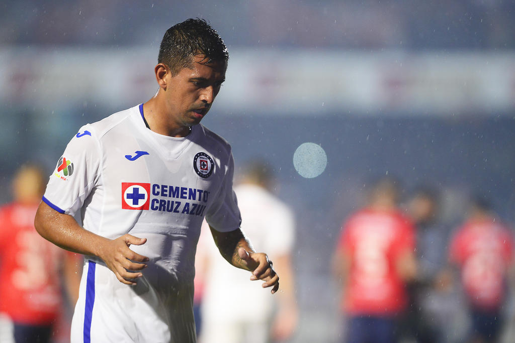 Elías Hernández se suma a los lesionados en Cruz Azul