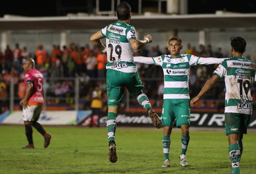Guerreros golean y siguen vivos en la Copa MX