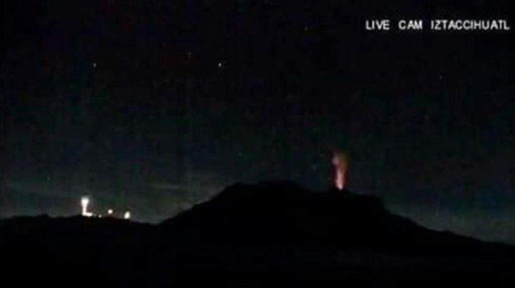 VIRAL: Captan inusual 'explosión' en volcán Iztaccíhuatl