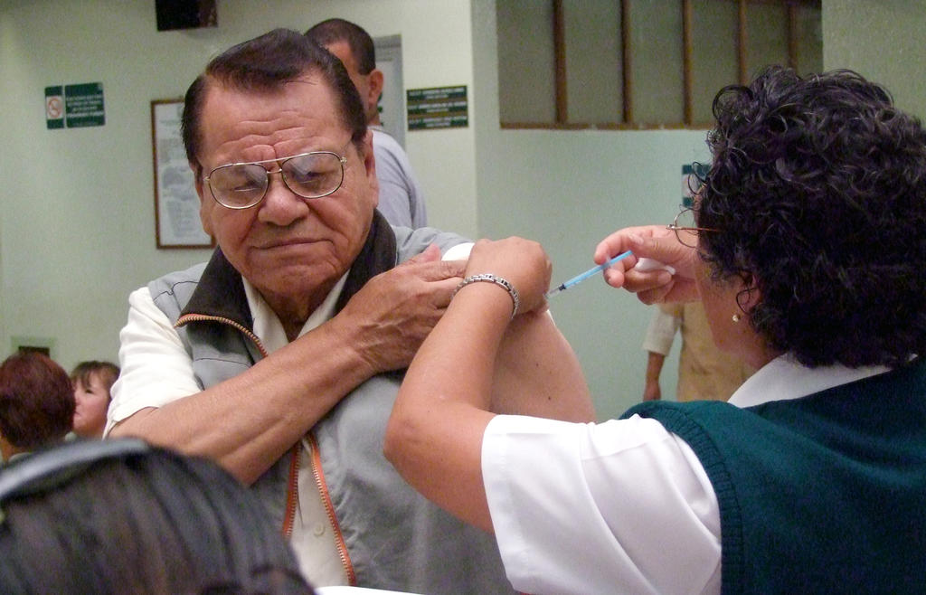 IMSS aplicará más de 172 mil vacunas contra la influenza en Durango