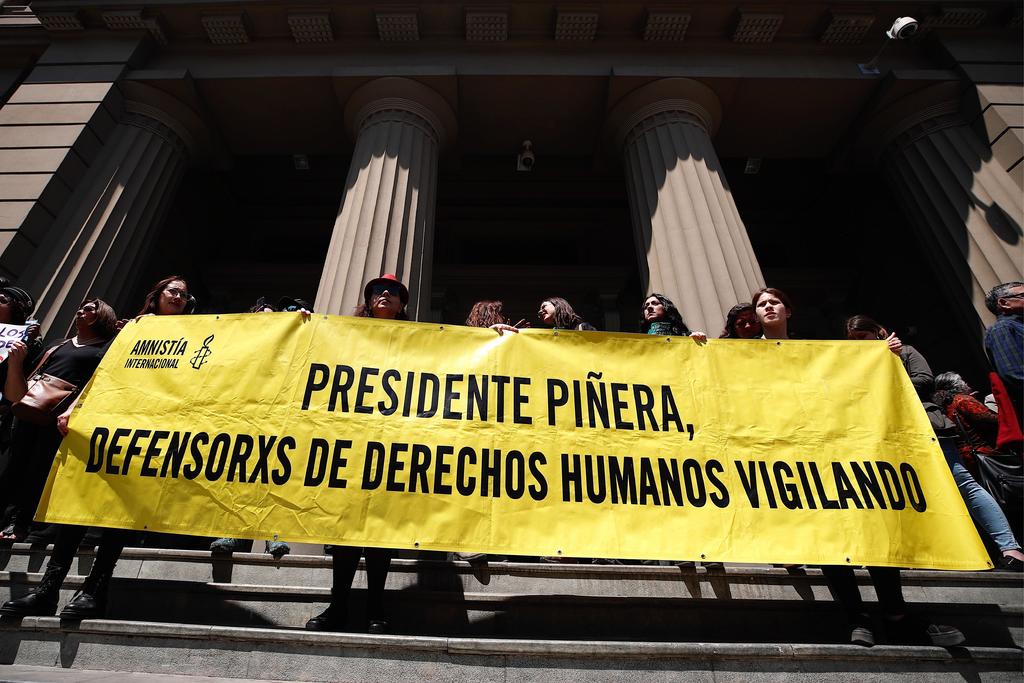Cientos de chilenos demandan justicia para muertos y torturados en protestas