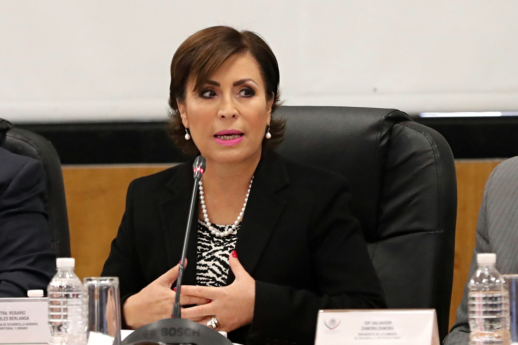 Acusan a Rosario Robles por venta ilegal de ejidos