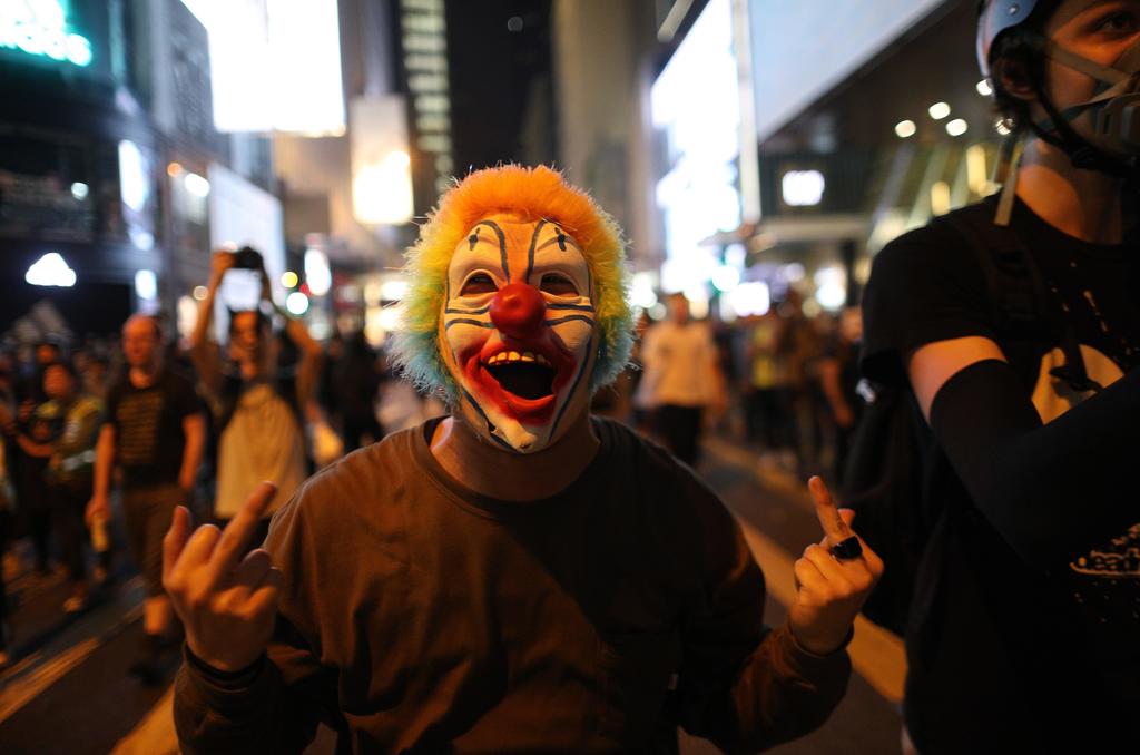 Protestan con máscaras de Halloween en Hong Kong