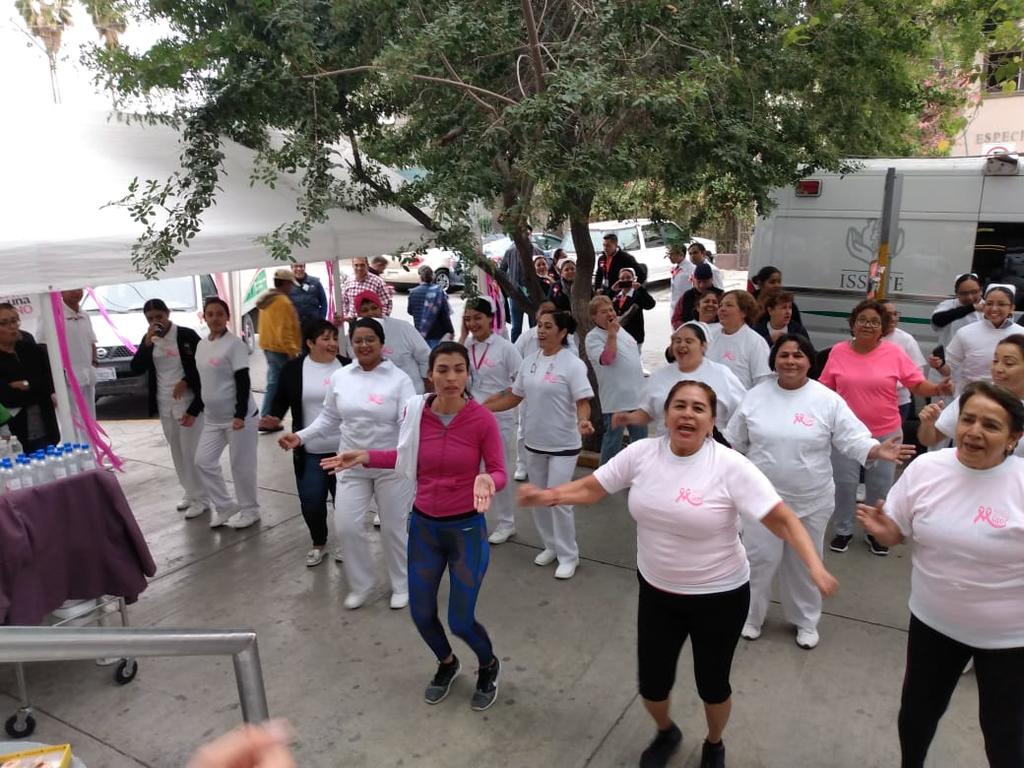 ISSSTE Torreón concluye actividades por lucha contra cáncer de mama