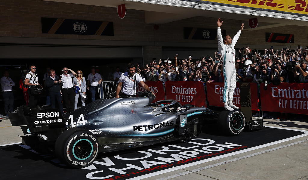 Lewis Hamilton, campeón por sexta ocasión de Fórmula Uno