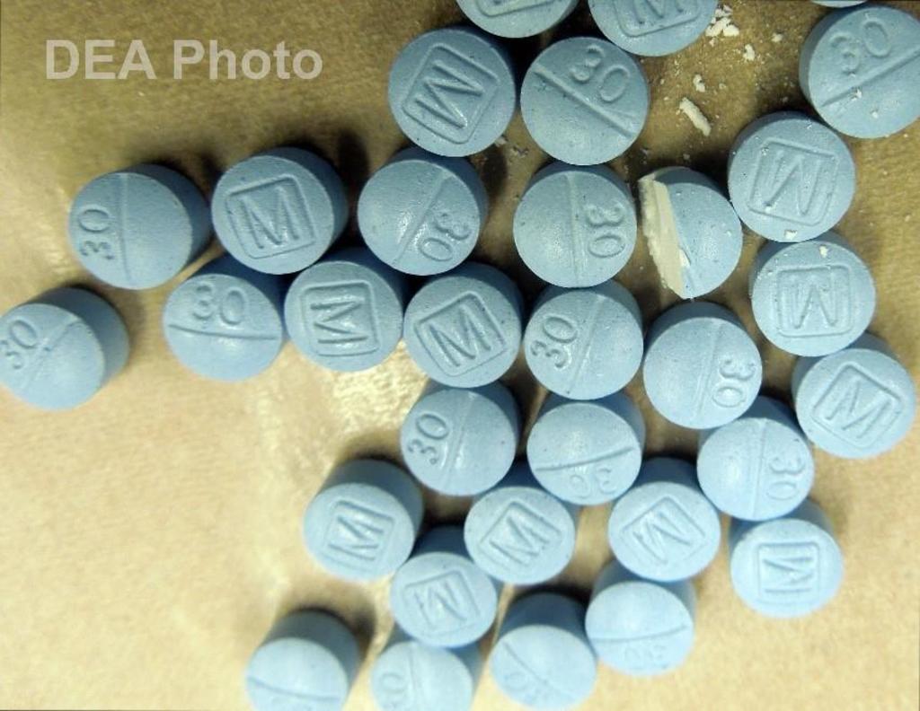 Alerta DEA sobre medicamentos adulterados con fentanilo en México
