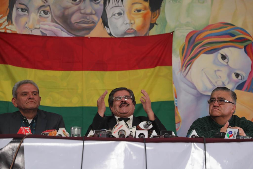 Oposición presenta pruebas de sus acusaciones de fraude electoral en Bolivia