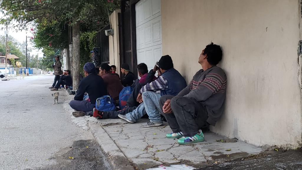 'Algunos migrantes centroamericanos retornados buscan quedarse en México'