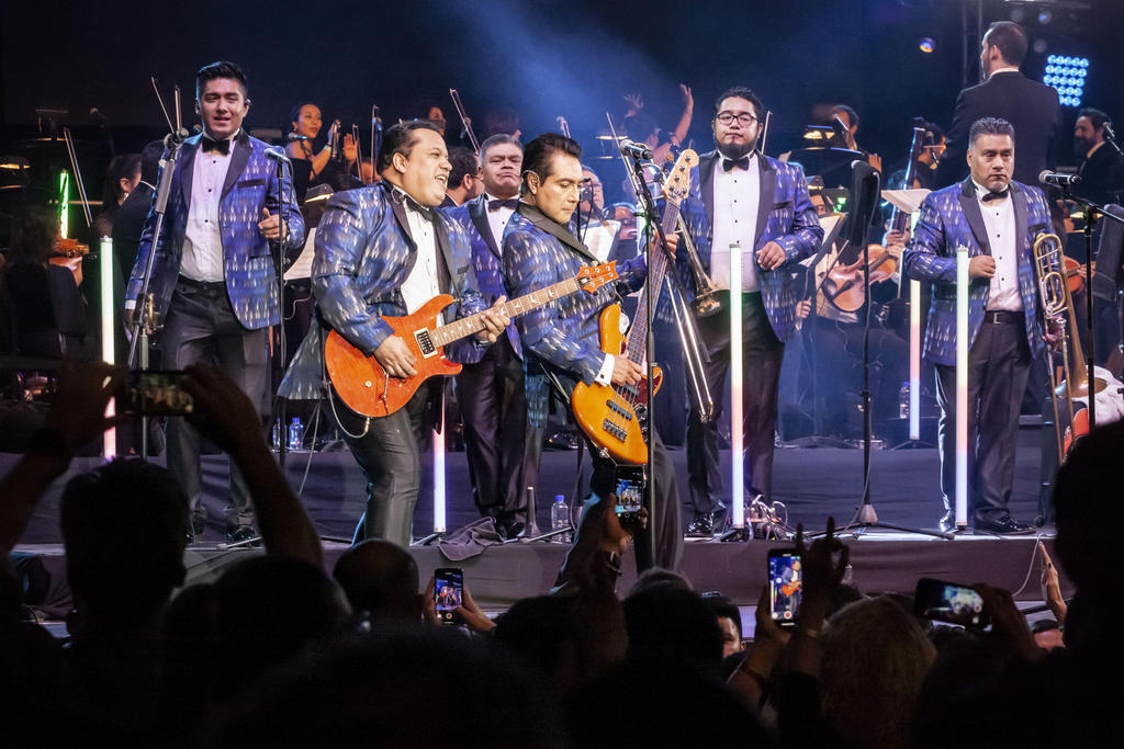 Los Ángeles Azules convierten en pista de baile el Auditorio Nacional