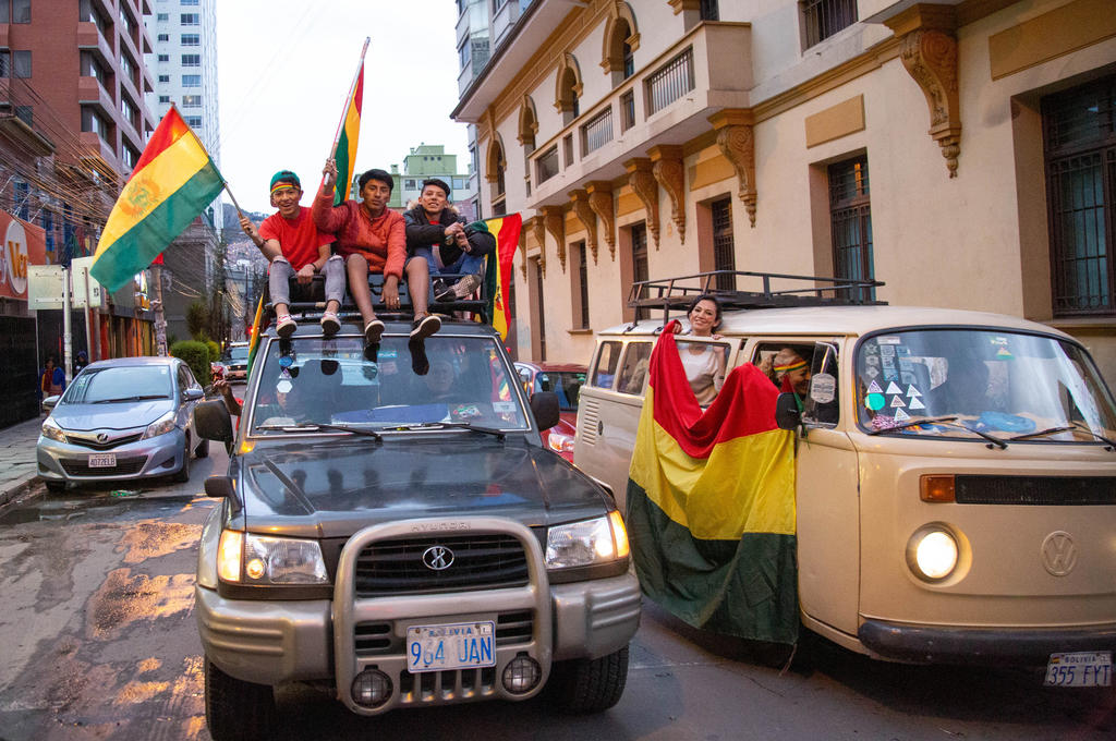 'Crucial', que sean civiles quienes tomen el control en Bolivia: EUA
