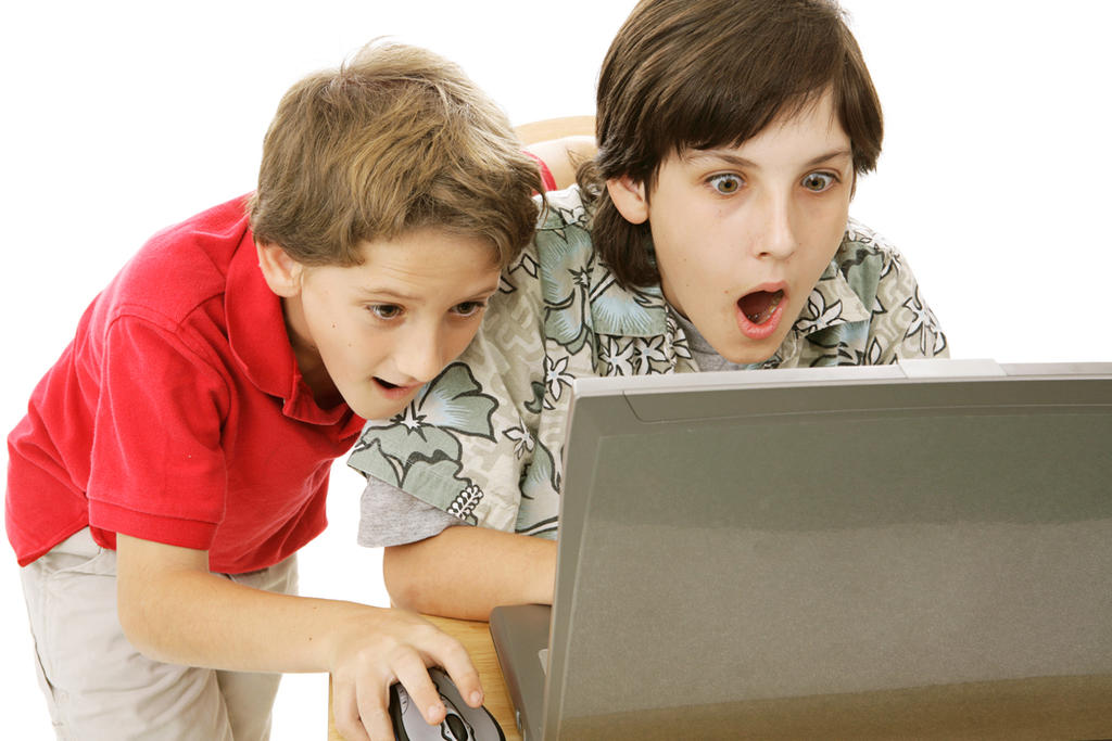 Contenidos inapropiados de Internet afectan salud emocional de menores
