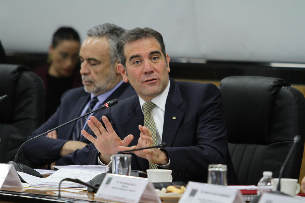 Lorenzo Córdova rechaza iniciativa que busca coptar al INE