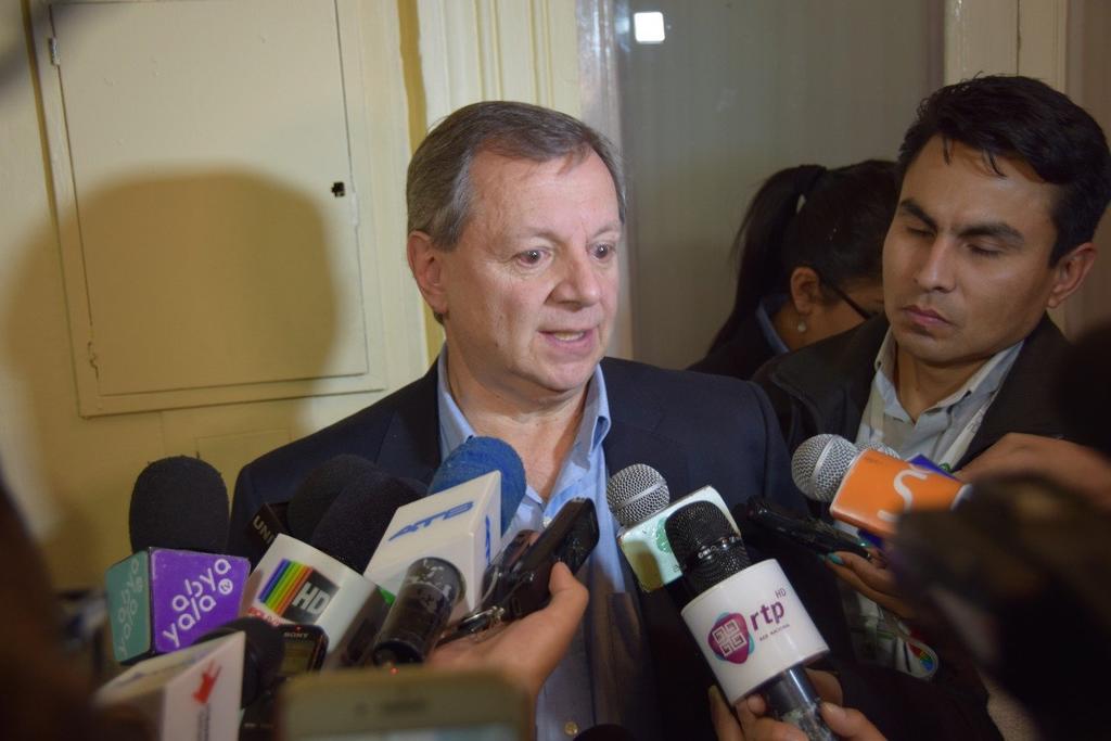 Renuncia embajador de Bolivia ante la OEA en medio de crisis en el país