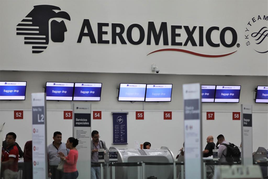 Sobrecargos de Mexicana de Aviación son reincorporados en Aeroméxico