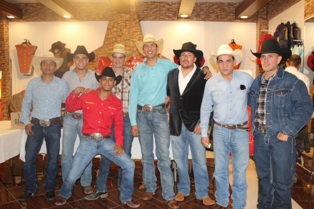 Invitan a rodeo-baile en Gómez Palacio