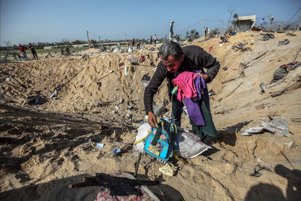 Ejército de Israel investiga bombardeo que mató a familia en su casa de Gaza