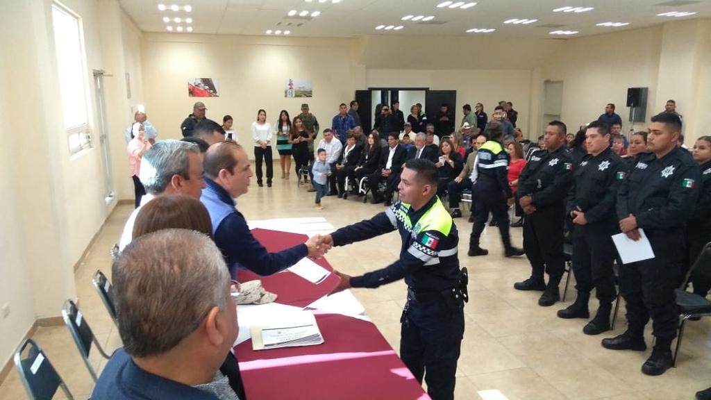 Se gradúan 30 cadetes de la Academia de Policía de Piedras Negras