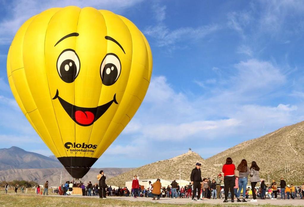 Disfrutan 'Fin de Semana Mágico'