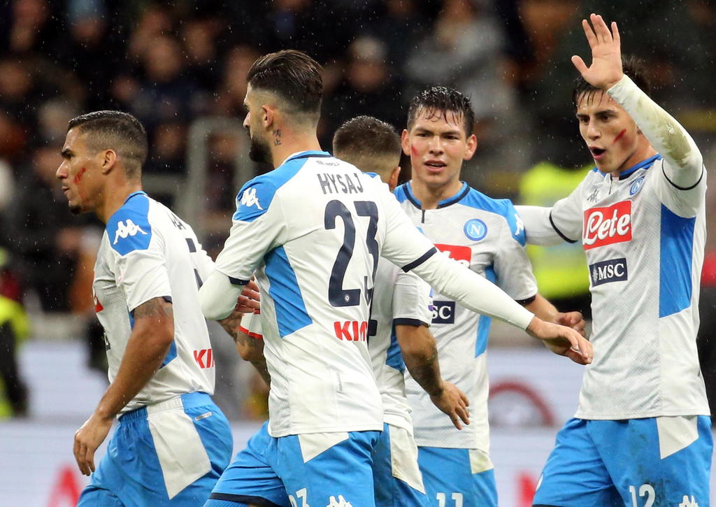 Directiva del Napoli multa a sus jugadores por indisciplina