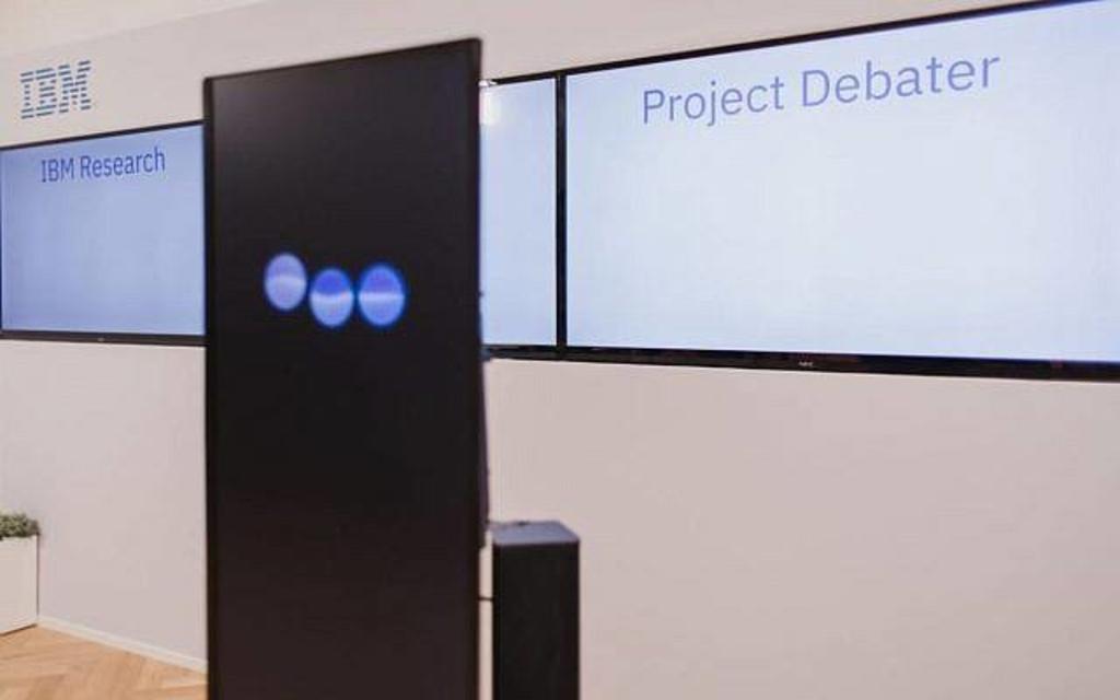 Robot de IBM debate ahora contra sí mismo