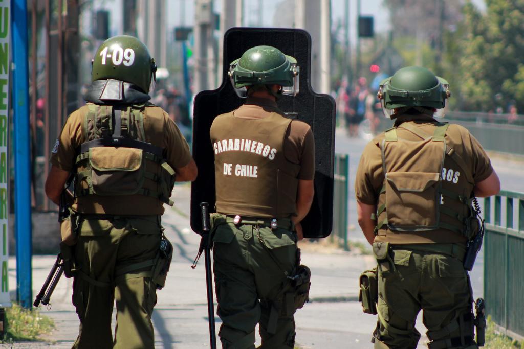 No alcanza la policía para mantener el orden en Chile: Piñera
