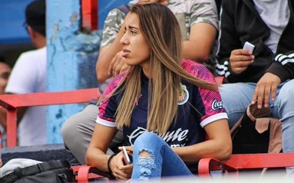 Jugadora de Chivas es discriminada en el transporte por chofer americanista
