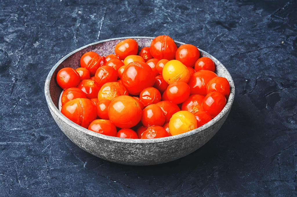 Científica colombiana diseña tomates minúsculos para la NASA