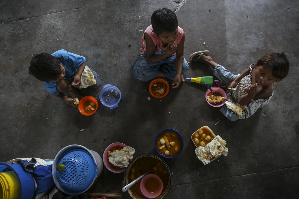 Menores migrantes venezolanos corren peligro en Brasil: HRW