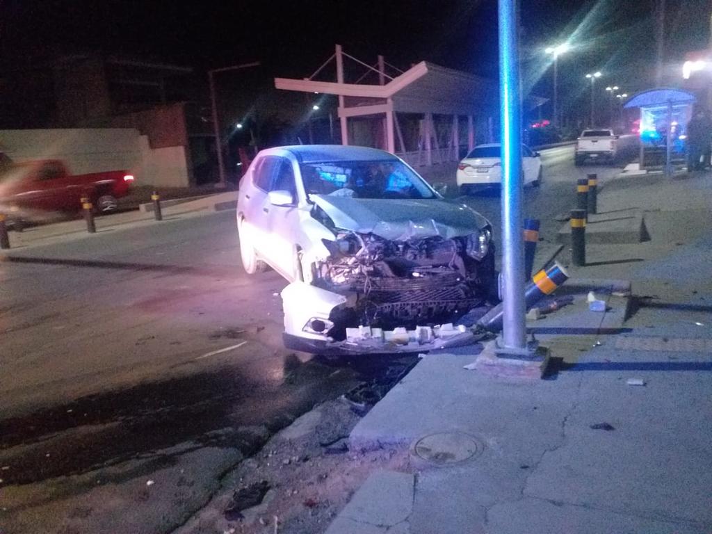 Choque en el centro de Torreón deja 3 lesionados y daños por $110 mil