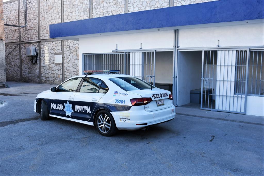 Ladrón es capturado con pistola falsa al robar negocio en Torreón
