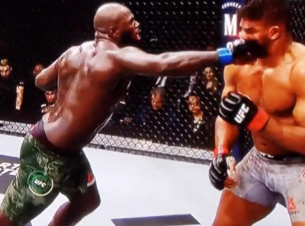 Video: Momento en el que labio de luchador de MMA explota por golpe