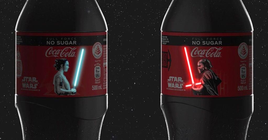 Coca Cola lanza edición especial de Star Wars con sables de luz que brillan