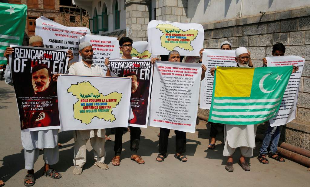 Protestan en India contra ley de ciudadanía para no musulmanes