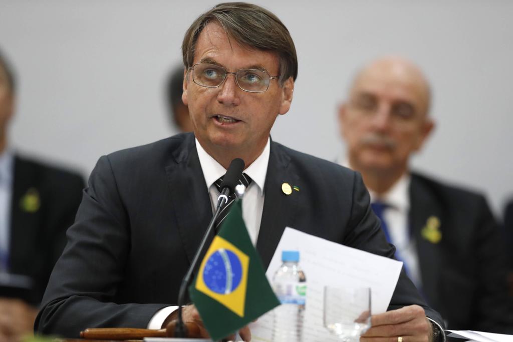 Bolsonaro se somete a análisis médicos por 'posible cáncer de piel'