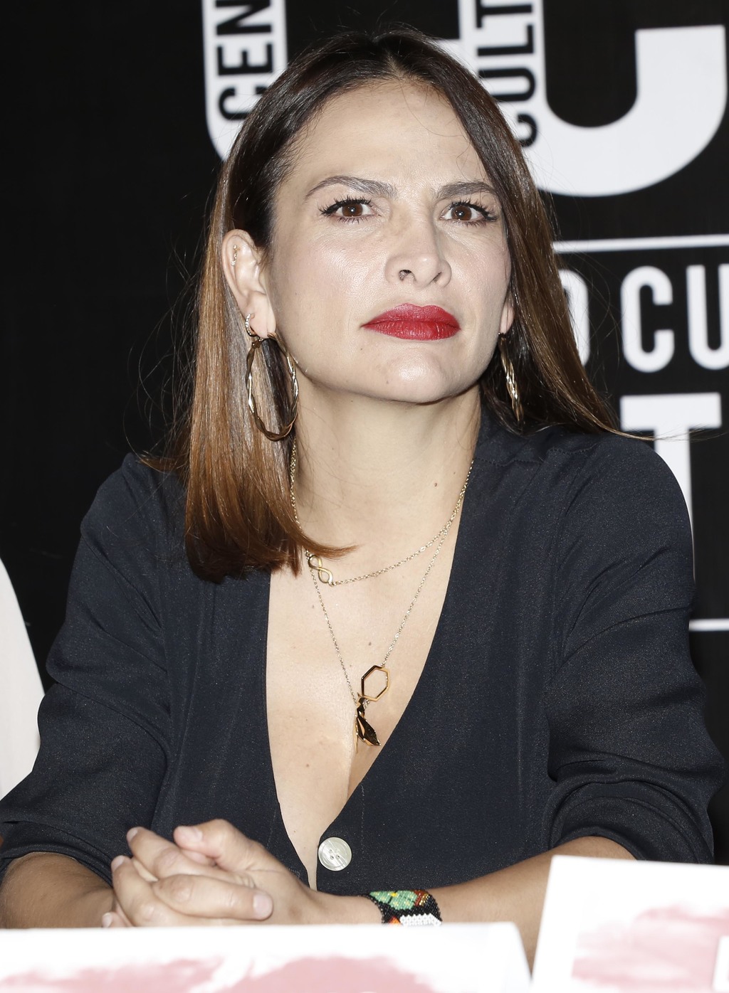 Fabiola Campomanes admite que golpeó a su ex