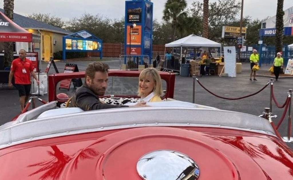 John Travolta y Olivia Newton-John se visten otra vez de 'Danny' y 'Sandy'