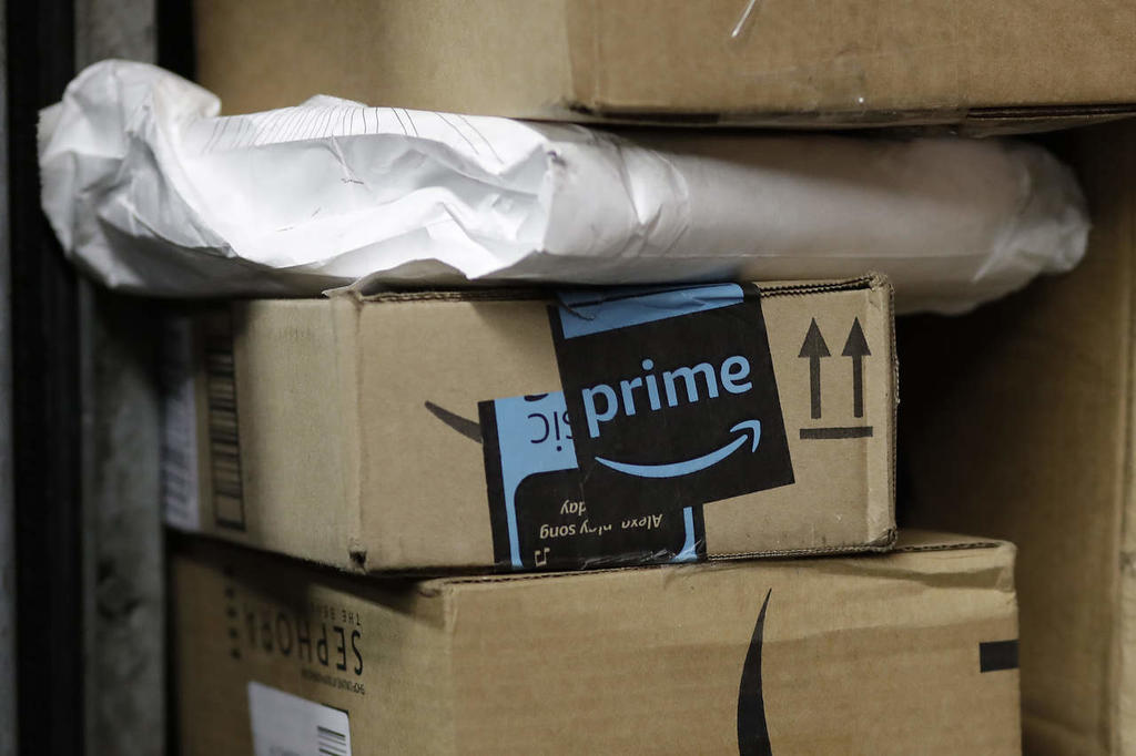 Prohíbe Amazon a sus vendedores usar el servicio de paquetería de FedEx