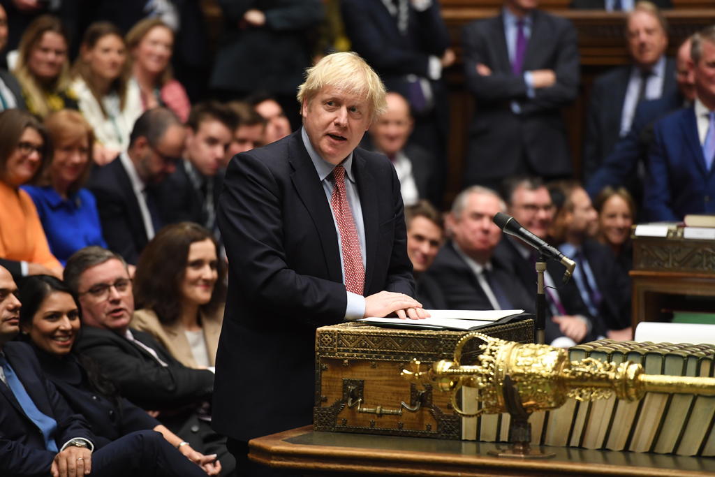 Johnson publica ley para romper todos los lazos con la Unión Europea en un año