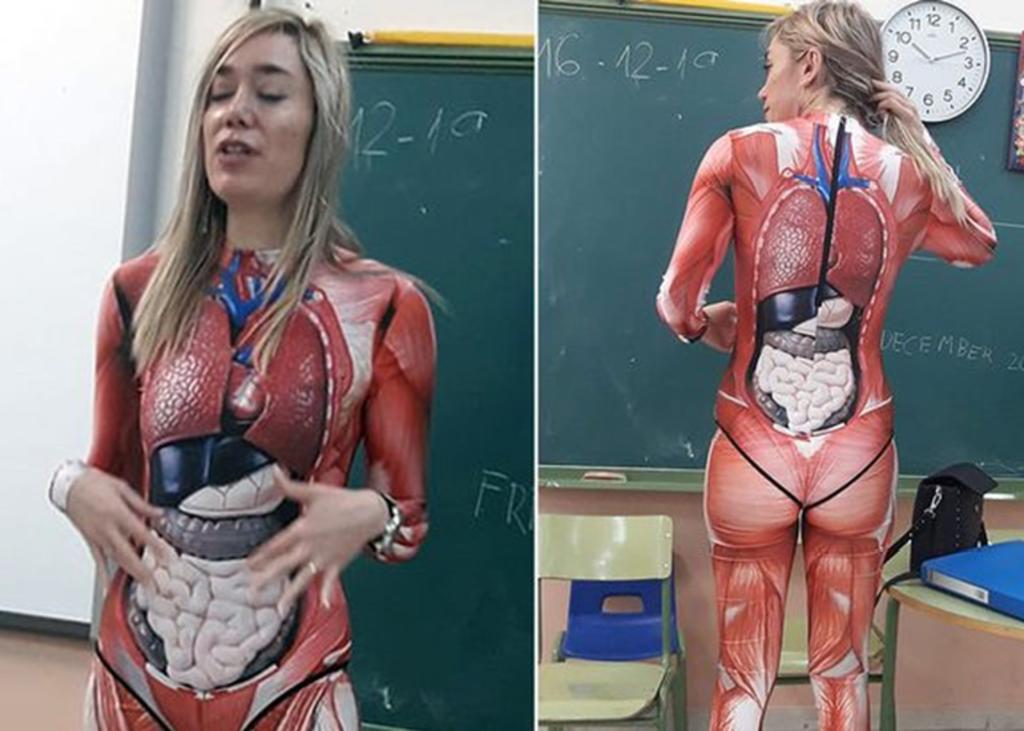 Maestra usa un traje sobre su cuerpo para enseñar anatomía