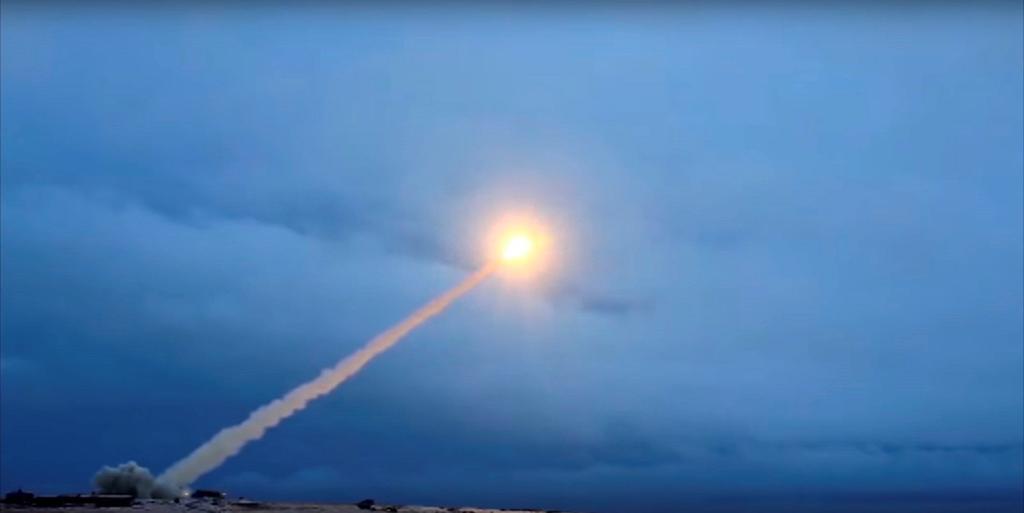 Rusia pone en servicio el misil hipersónico Avangard
