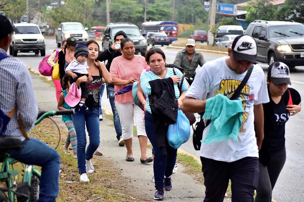 Convocan hondureños a nueva caravana migrante rumbo a EUA