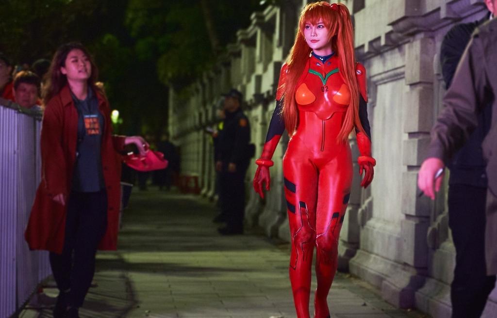 Candidata taiwanesa hace cosplay de Evangelion como parte de su campaña