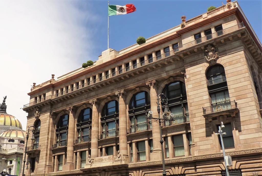 Banco de México prevé recuperación modesta del crecimiento para 2020