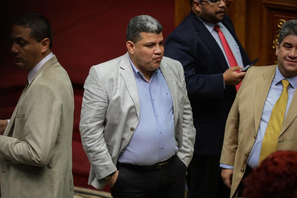 Asamblea Nacional de Venezuela elige sin oposición a nuevo presidente