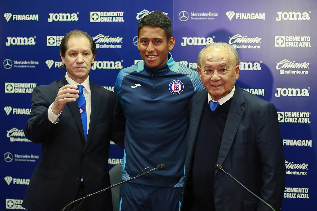 Cruz Azul presenta a Luis Romo como su refuerzo para el Clausura 2020