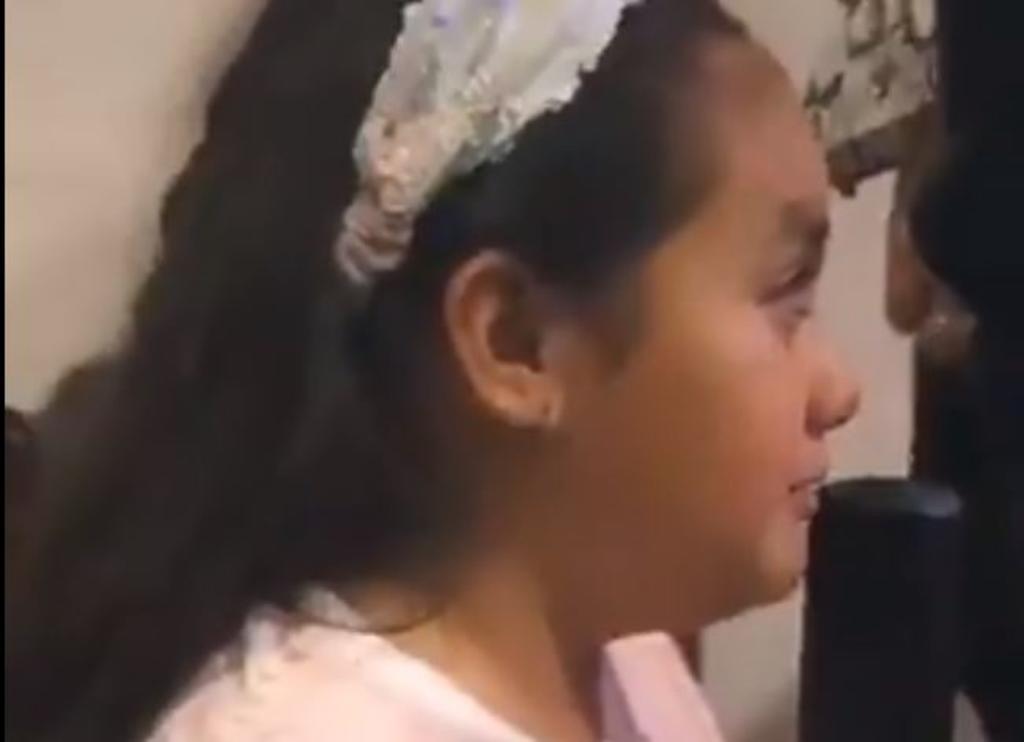 VIDEO: Niña llora al interpretar 'Tusa' en karaoke y se hace viral